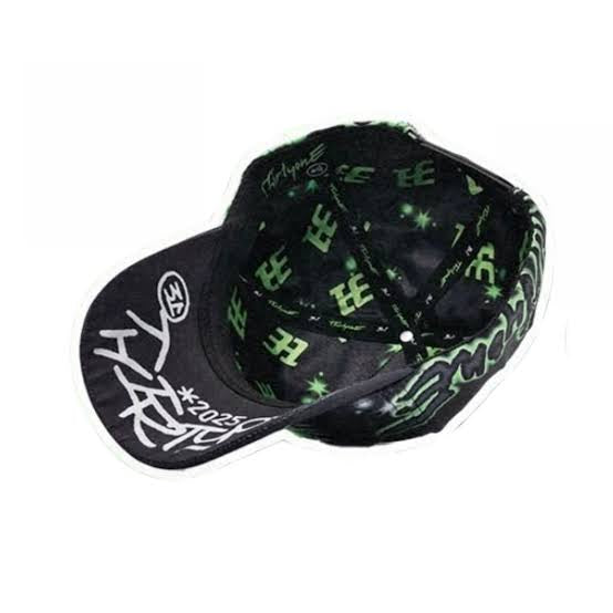 31 Hats Graffiti