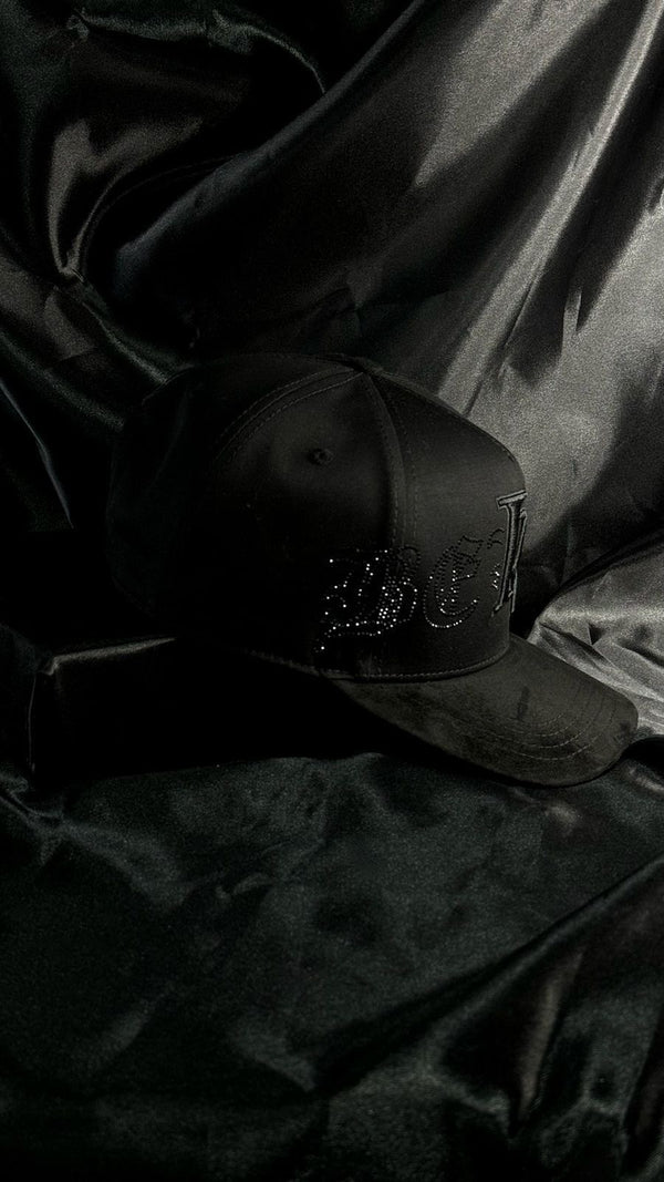 Toto Caps Luis R Belico Black