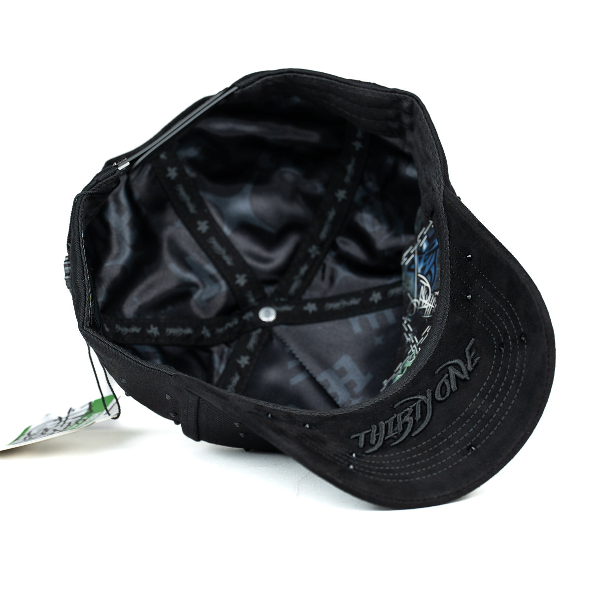 31 Hats black out