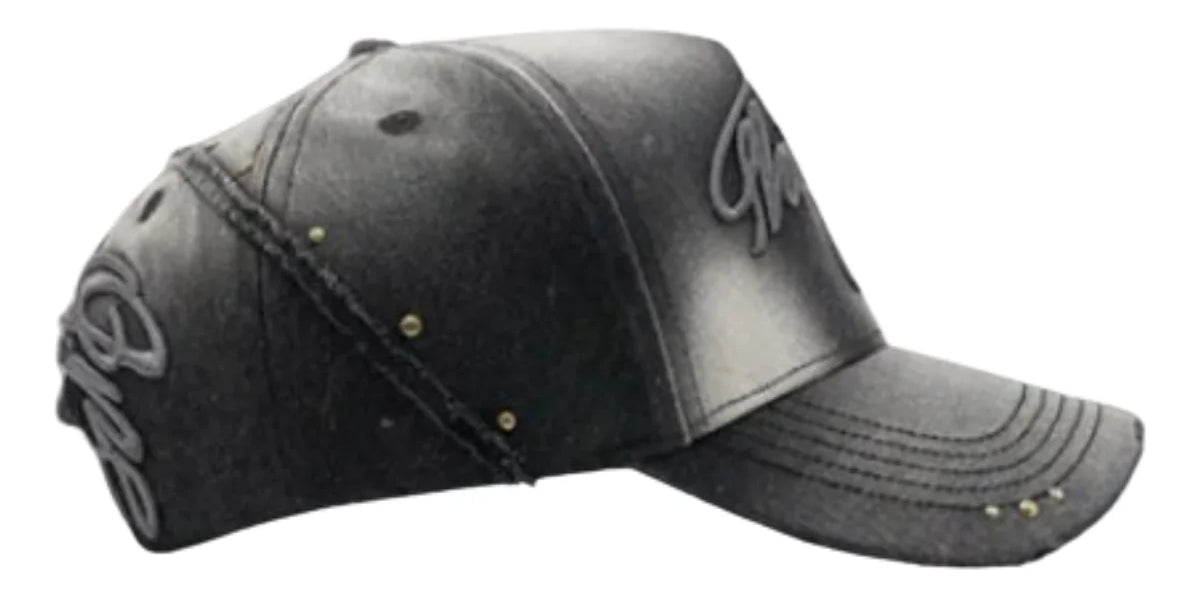 31 HATS FADE TO BLACK