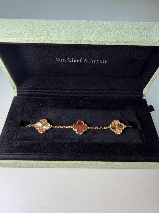 Pulsera Dorada rojo y puntos de oro